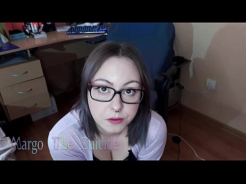 ❤️ Sexy dievča s okuliarmi hlboko fajčí vibrátor na kameru ☑ Domáce porno na sk.comicsporn.ru